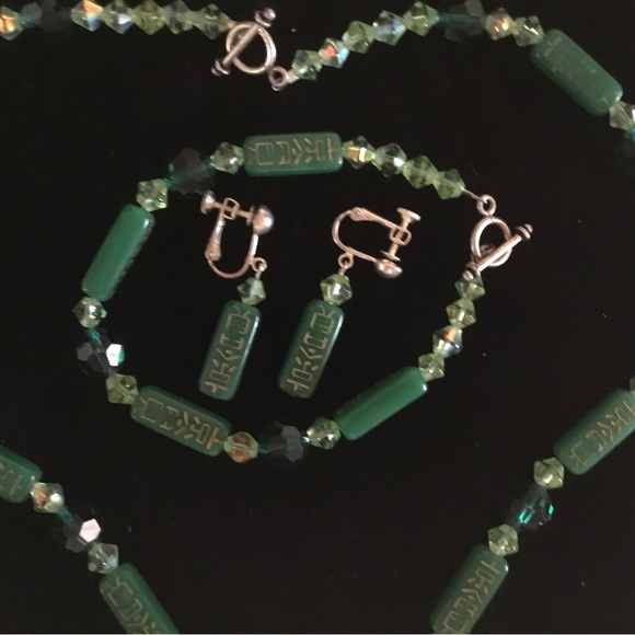 HP-HANDMADE THREE PIECE SETCRYSTAL&GLASS NECKLACE, BRACELET&CLIP DANGLE EARRINGS - Picture 4 of 8